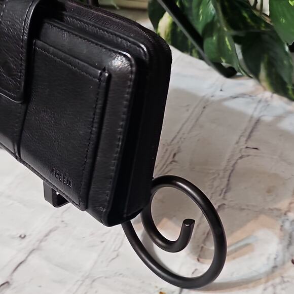 Fossil Vintage Black Zip Around Leather Wallet And Leather Checkbook Insert - Picture 5 of 11